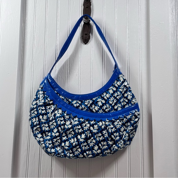 Vera Bradley Blue Frill Vintage White Shoulder Bag with Geometric Pattern EUC - Picture 14 of 15